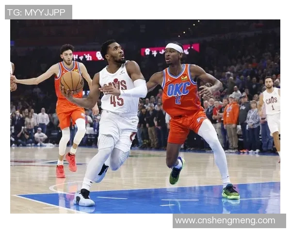 2018年NBA精彩对决骑士与雷霆的巅峰之战回顾与分析 2018年NBA精彩对决骑士与雷霆的巅峰之战回顾与分析